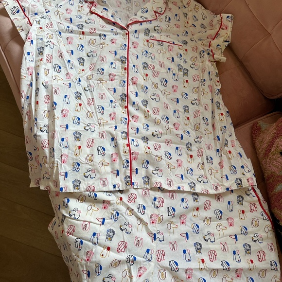 BODEN Phoebe Short PJ Shirt & Short Set in Dog Cartoon Print - Picture 9 of 9